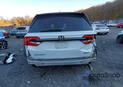 2022 Honda Odyssey Touring из США, поврежденный, VIN 5FNRL6H8XNB049162